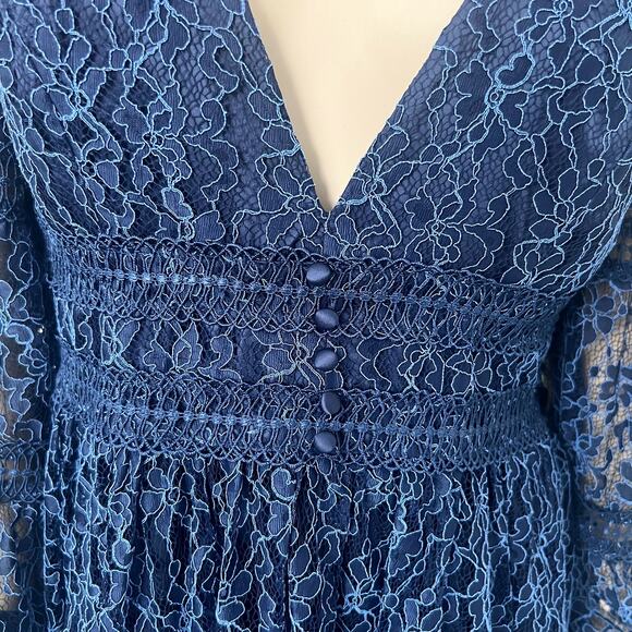 [Bardot] Navy Blue Deep V-Neck Venice Floral Lace Tiered Mini Dress Size Large L - Picture 11 of 13